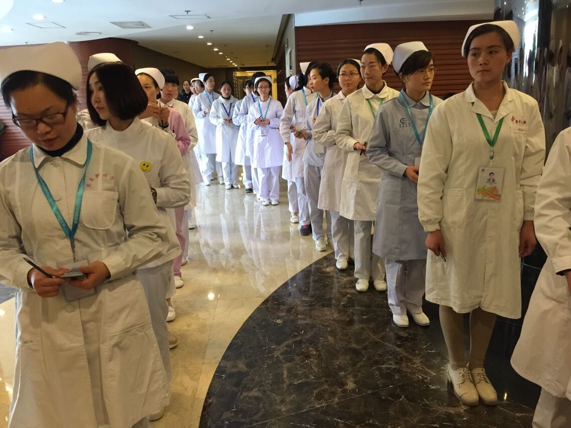 2015年3月第四十六届新加坡公立医院（NUH）护士招聘报道